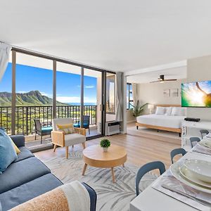 Stylish Oasis With Great Ocean And Diamond Head Views, Free Parking!